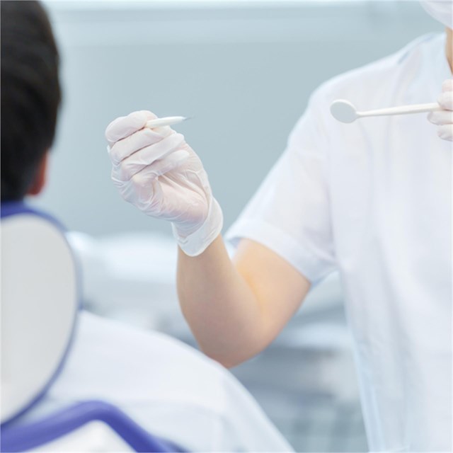 ¿Necesita un tratamiento dental?